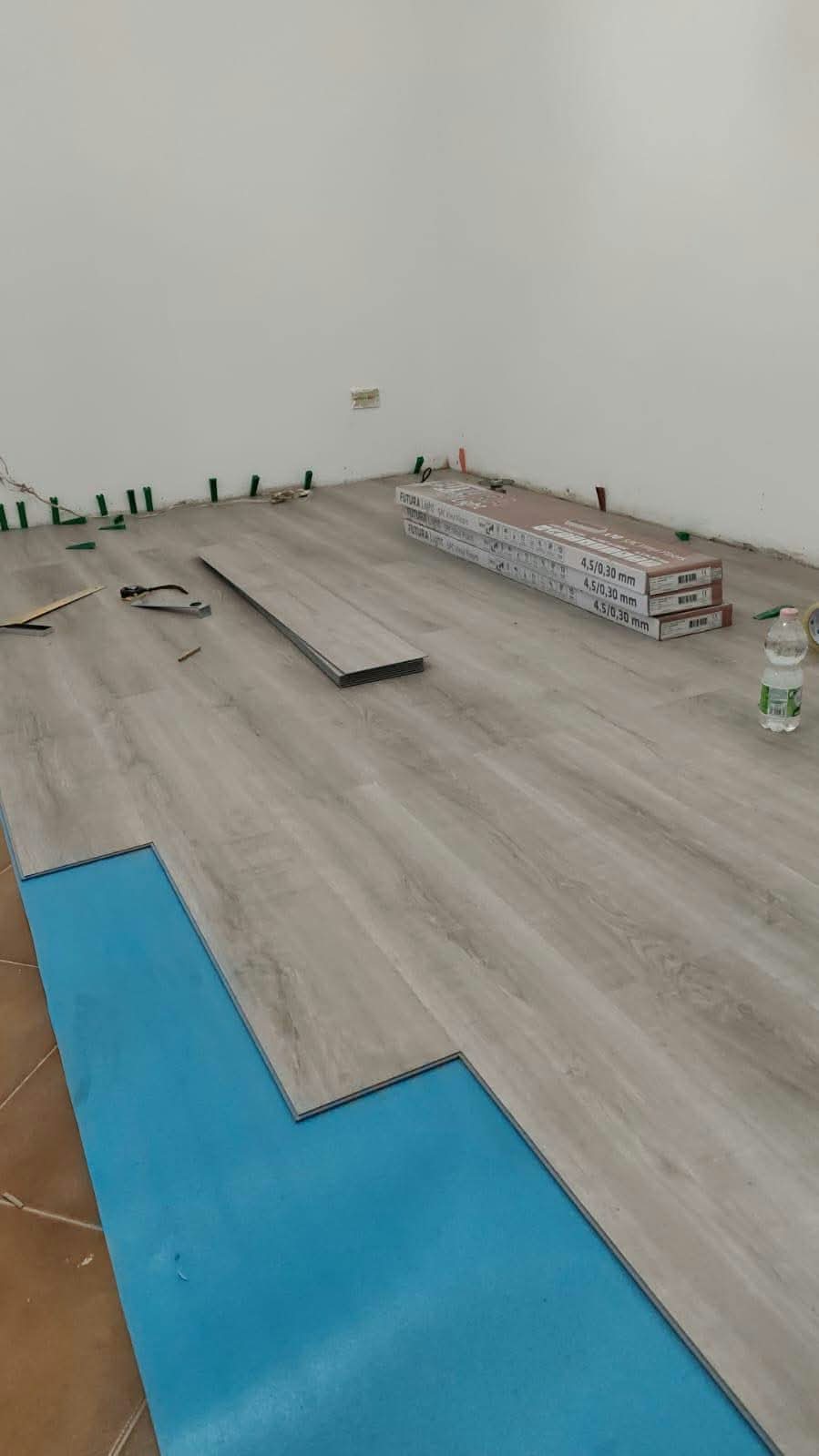 Posa pavimento in laminato
